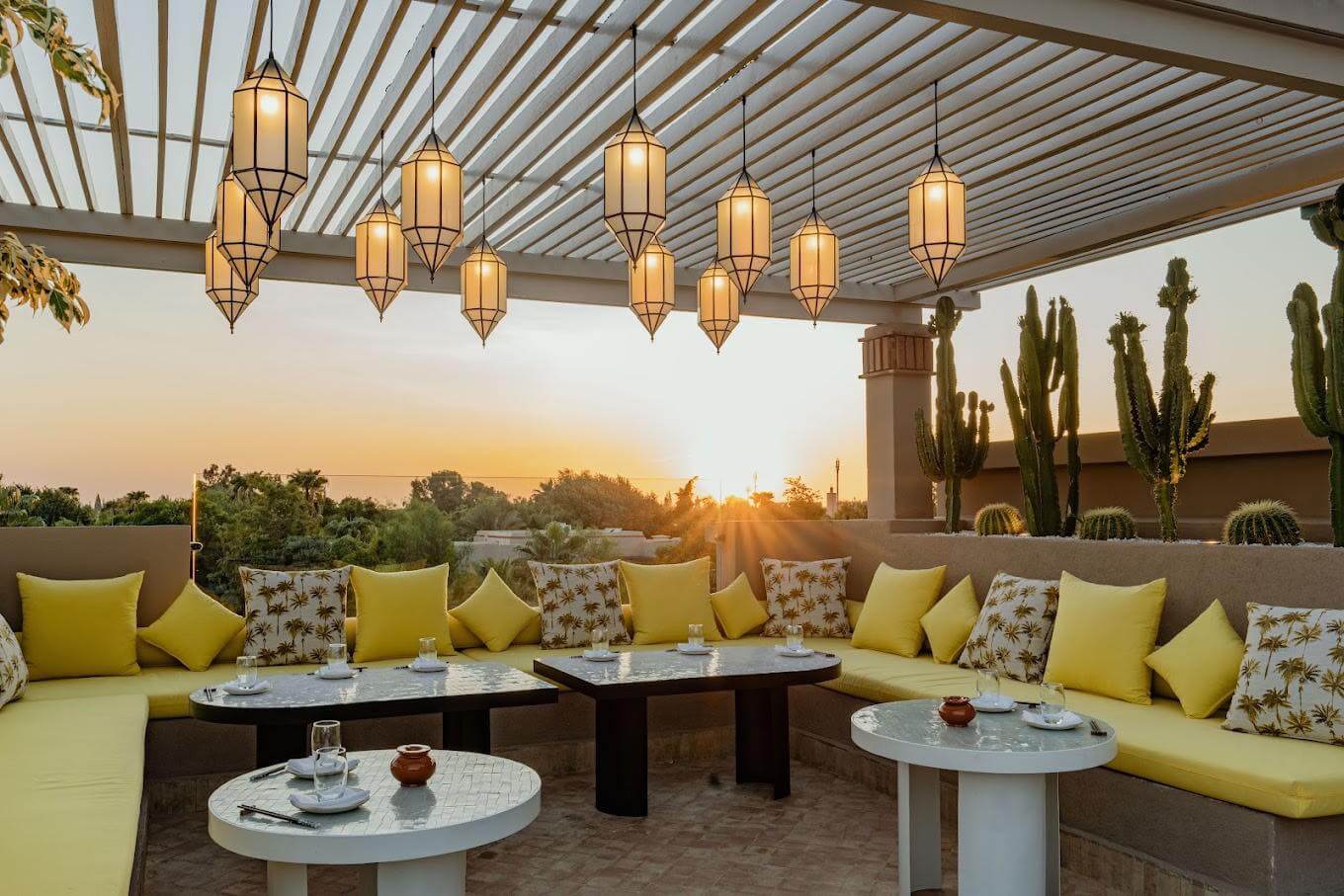 Zest Rooftop Bar - Four Seasons 2