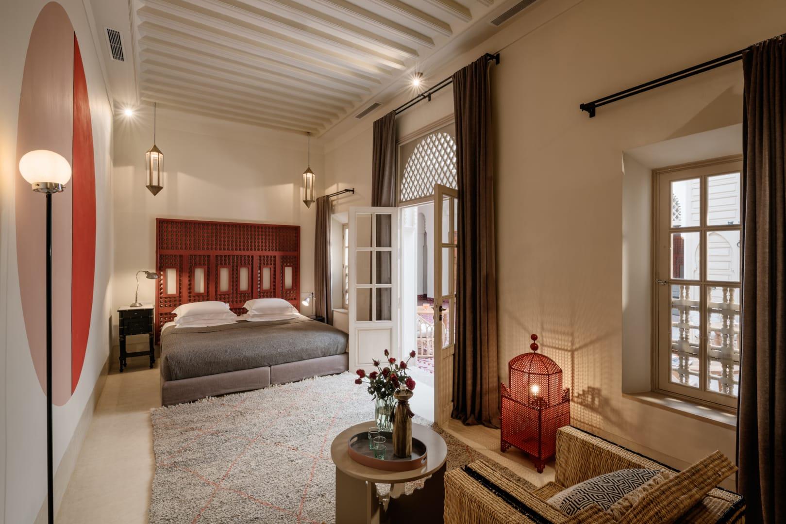 72 Riad 24