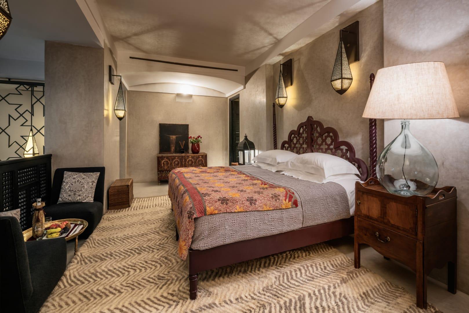 72 Riad 25