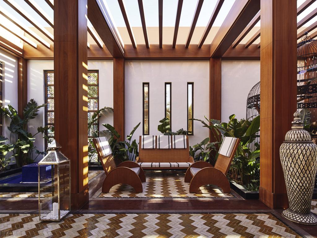 Movenpick Hotel Mansour Eddahbi 10