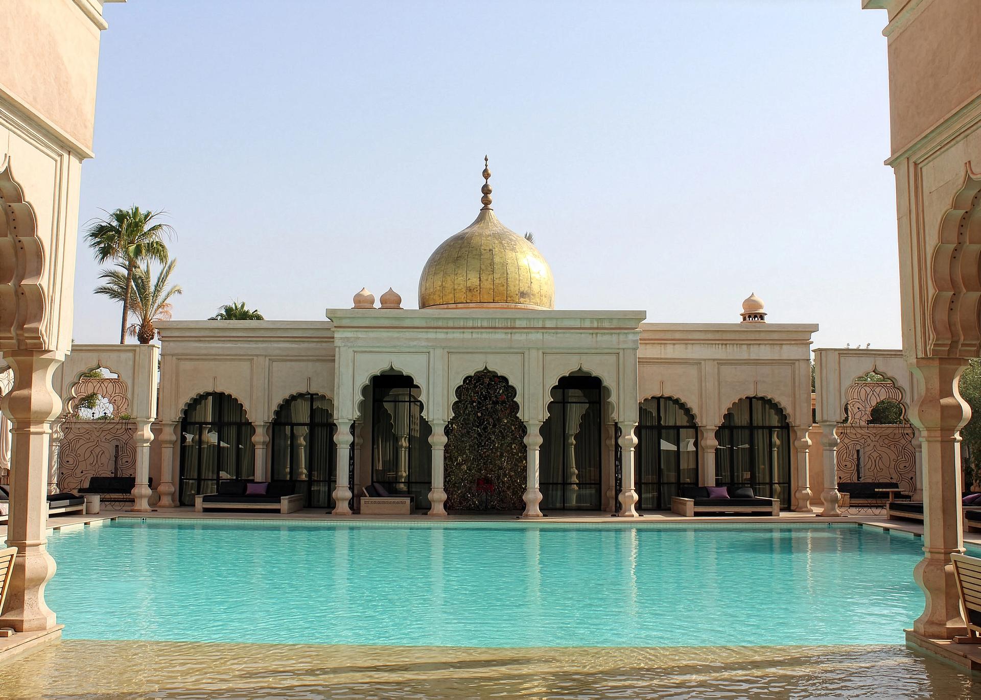 Palais Namaskar
