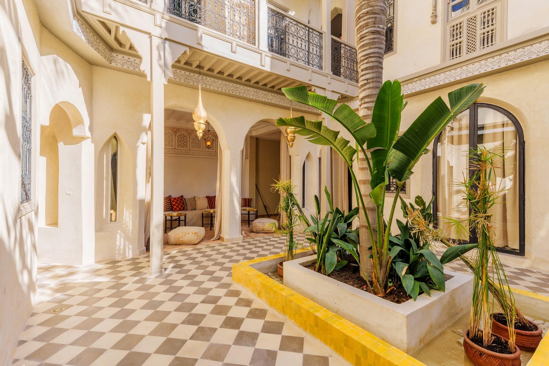 Riad XO 12