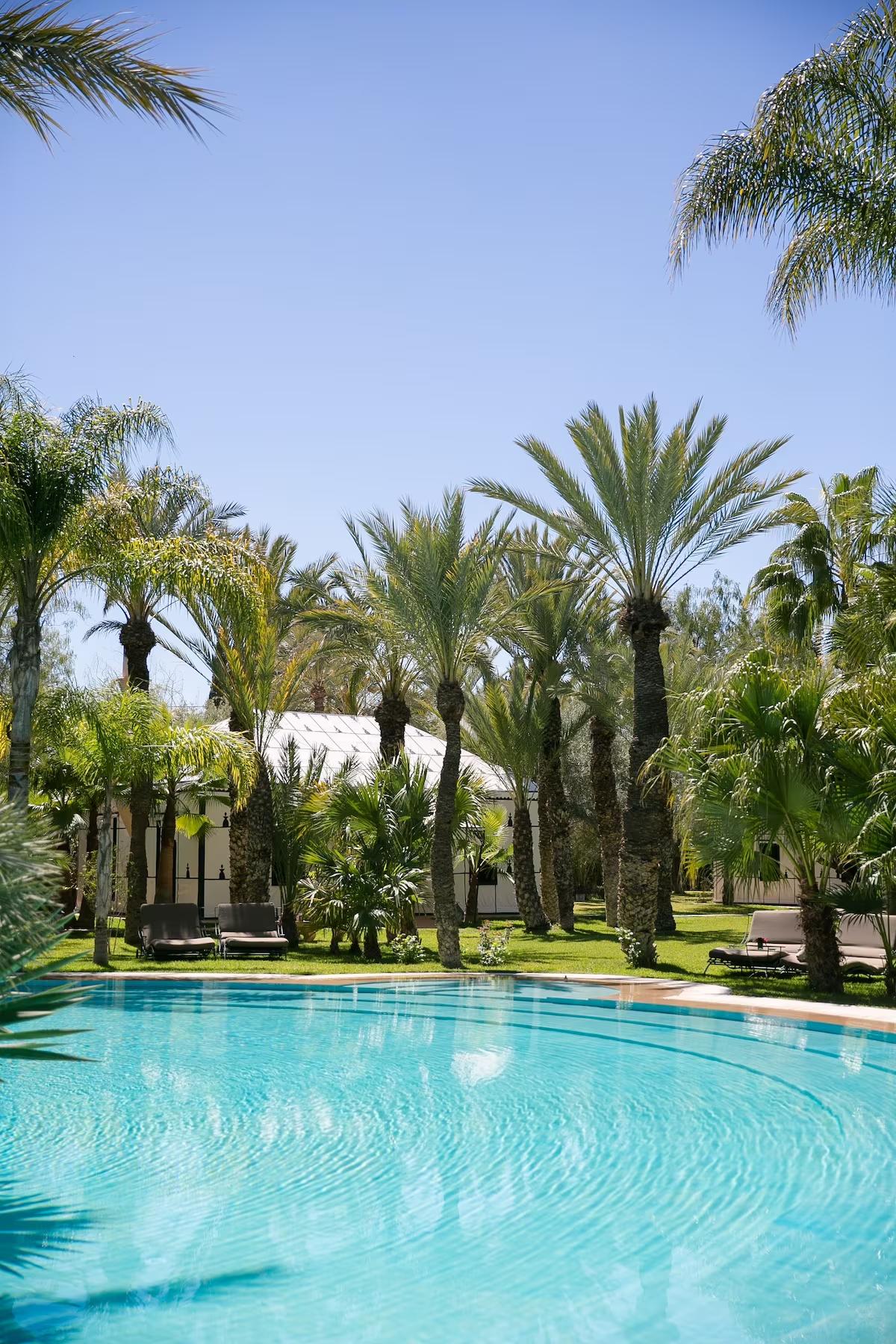 LODGE K - Pool 13