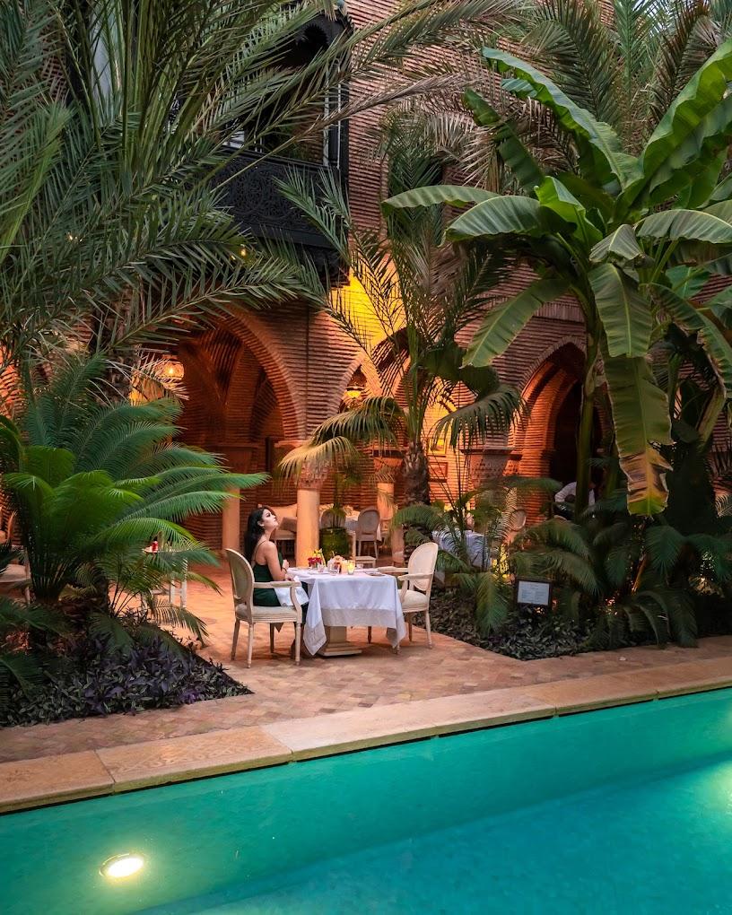 Dinner among the palms at La Table de La Sultana, photo @lasultanamarrakechofficiel