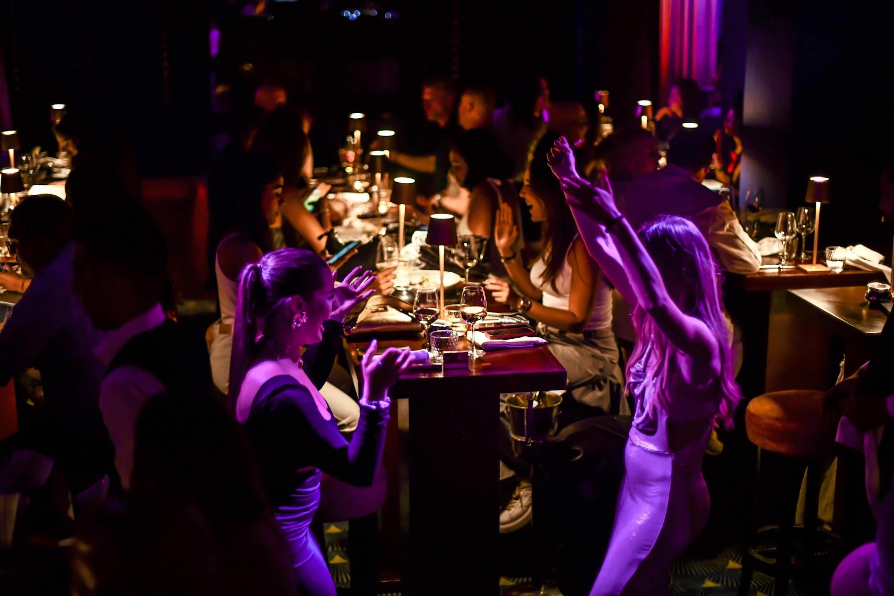 Lotus Club 10